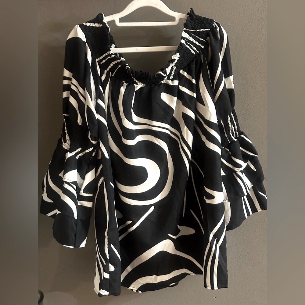 ROUGE COLLECTION BLOUSE